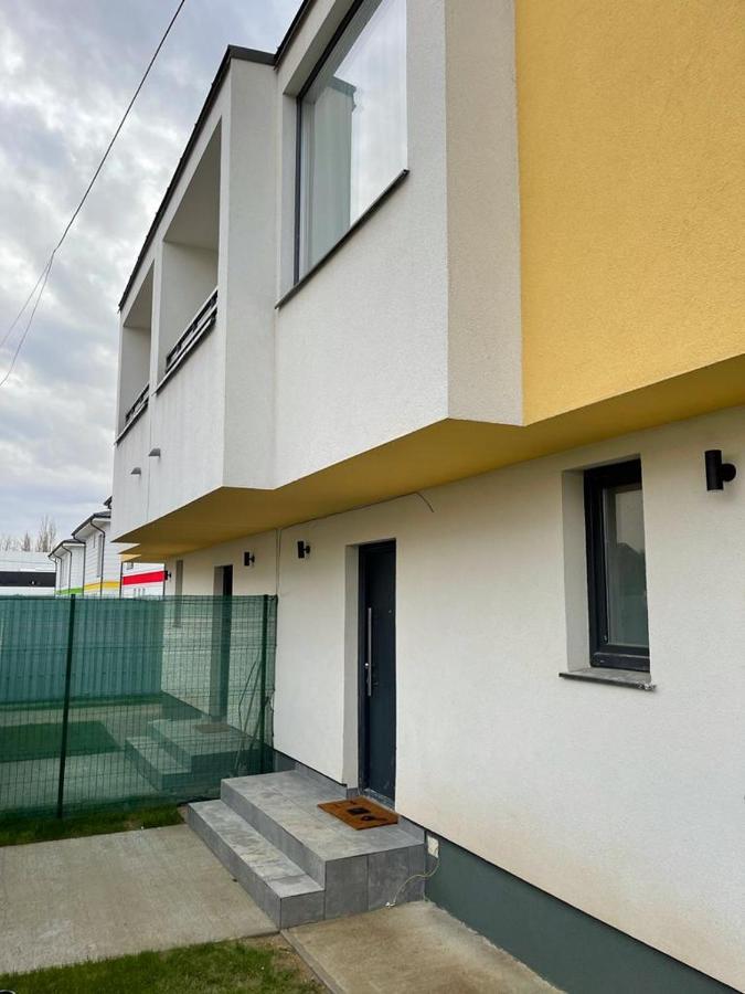 Beautiful Colors Residence Villa Otopeni Exterior foto